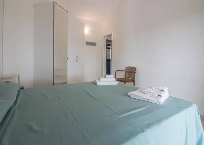 Guesthost - Seaview With Large Terrace * Porto Istana